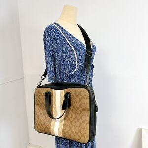 Coach CQ036 Graham Slim Brief In Blocked Signature Canvas IN KHAKI MULTI